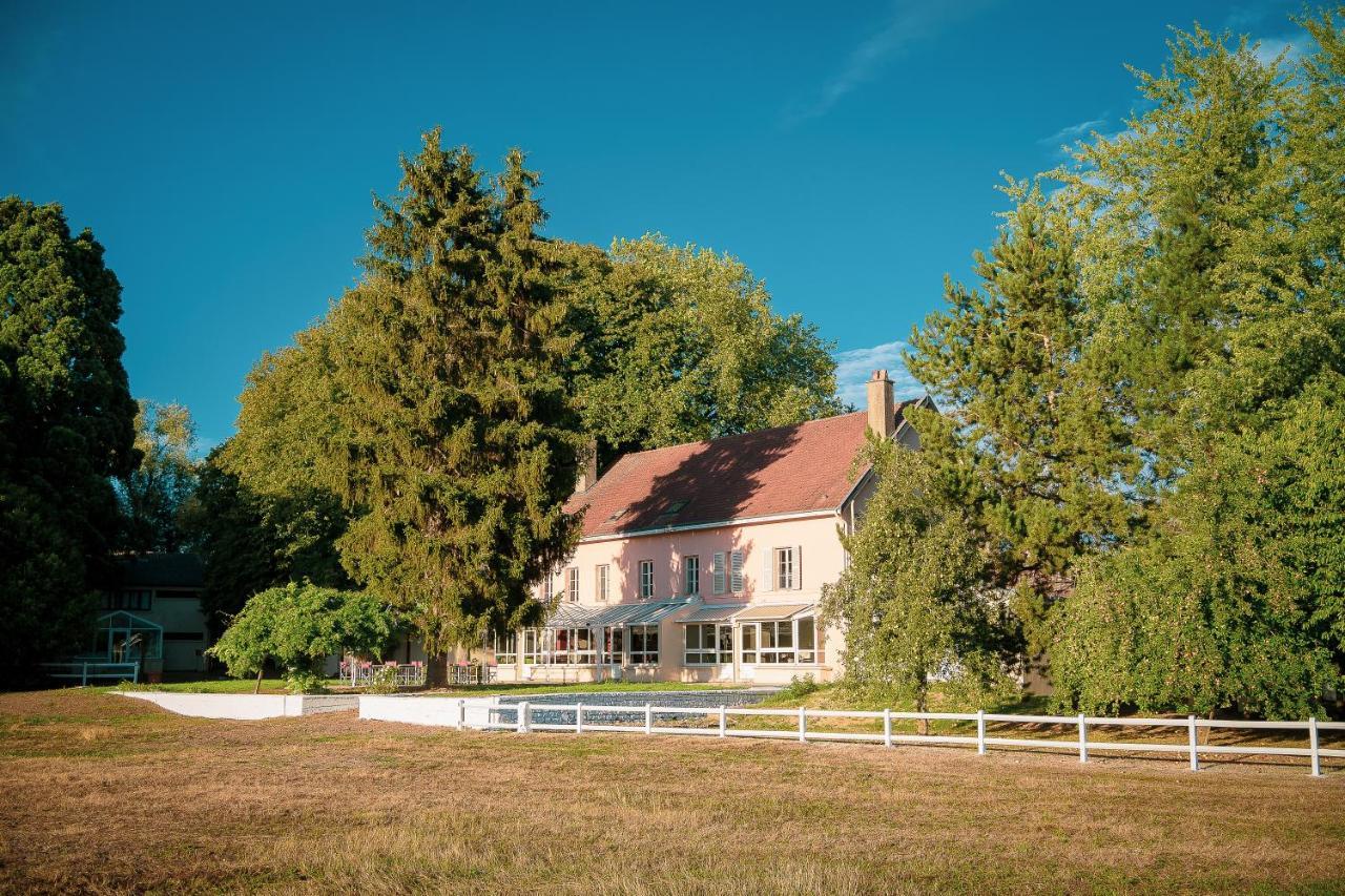 Logis Auberge Du Port Bazeilles Eksteriør billede